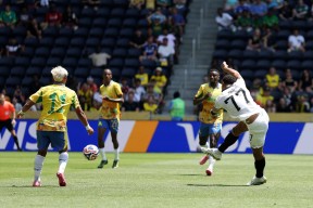 亚博体育app-JackeyLove在尤文图斯比赛中爆冷，晋级下一阶段引发热议！上演精彩一战的简单介绍-亚博体育app