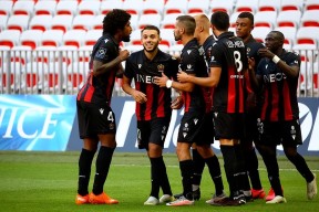 亚博体育官网-尼斯加时末段内部沟通，志在荷甲名次提升，质疑声仍在，纪律约束更严格的简单介绍-亚博体育官网